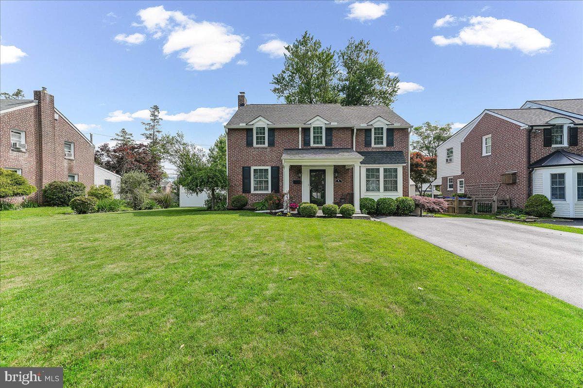9 Pickwick Ln photo 37