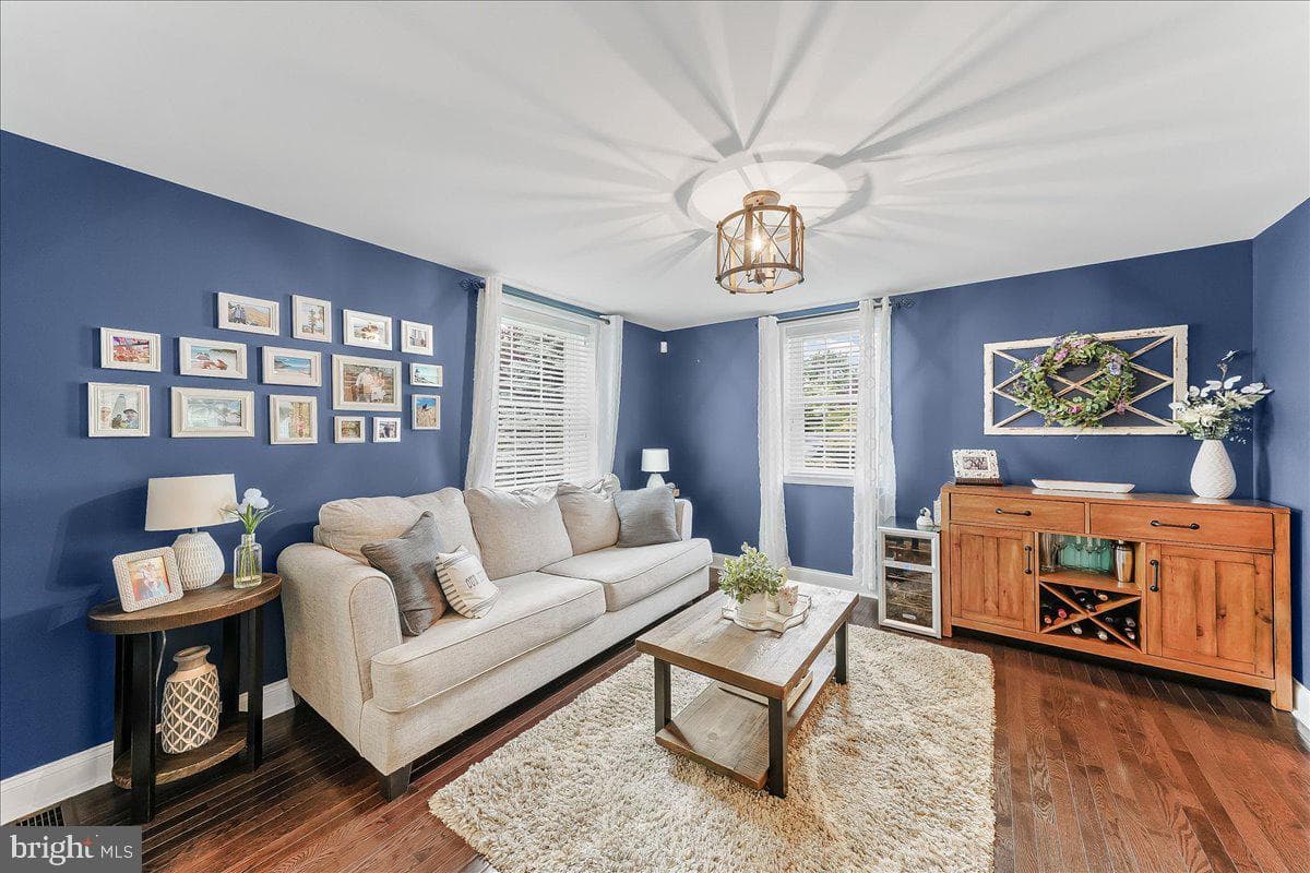 9 Pickwick Ln photo 6