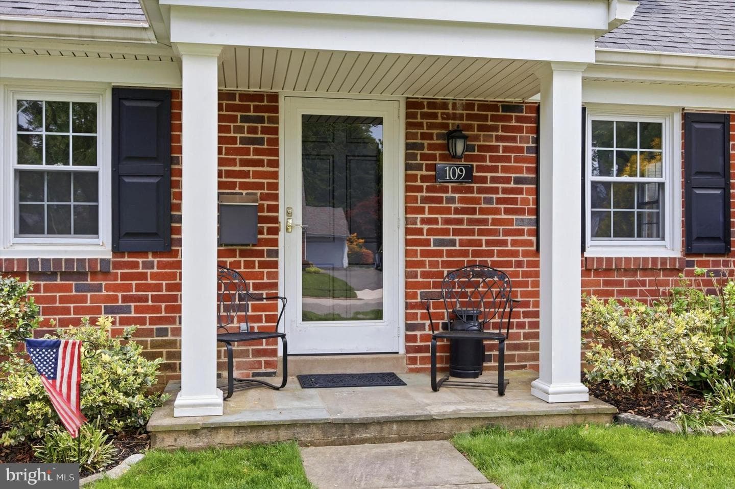 109 Rodney Circle photo 3