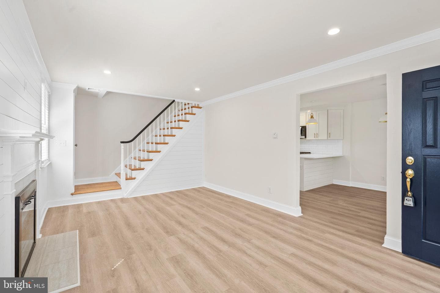 559 Willowbrook Road photo 5