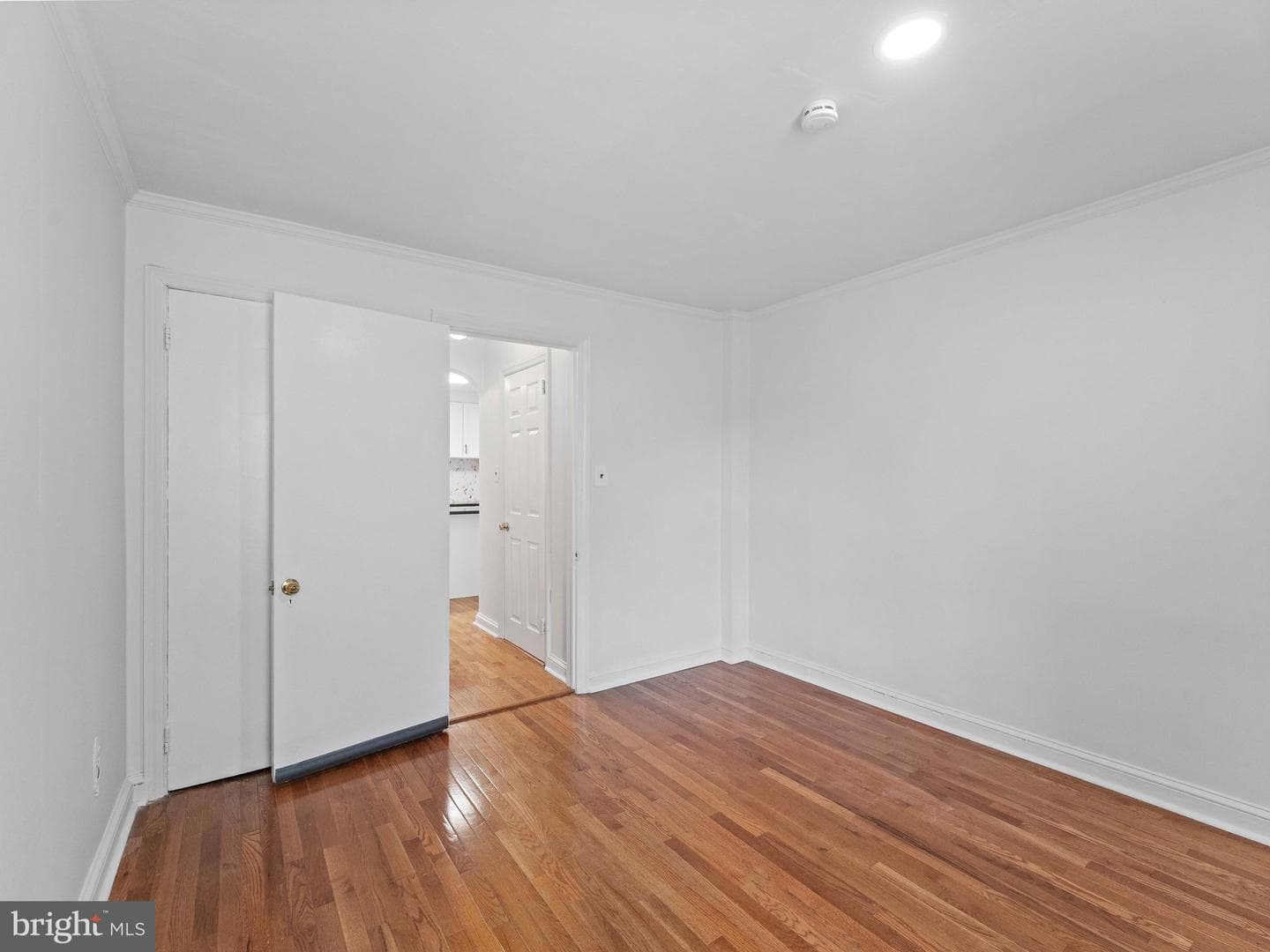 20 Davis Avenue photo 22