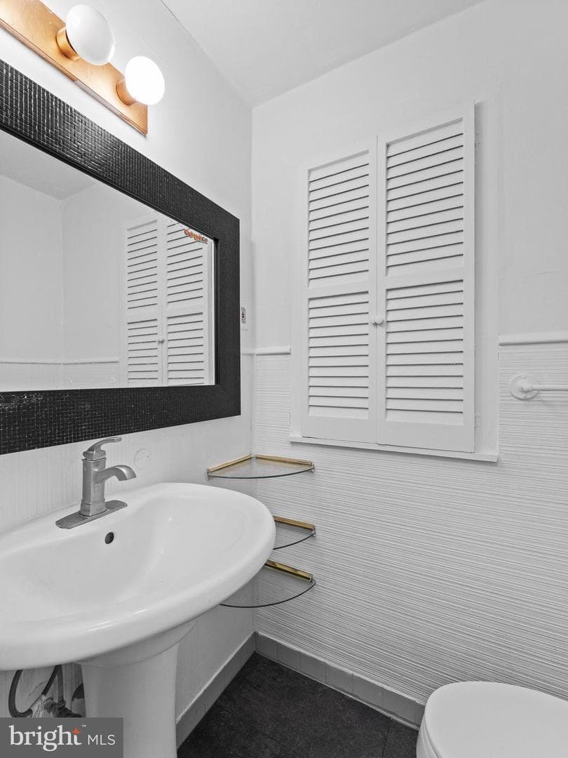 20 Davis Avenue photo 23