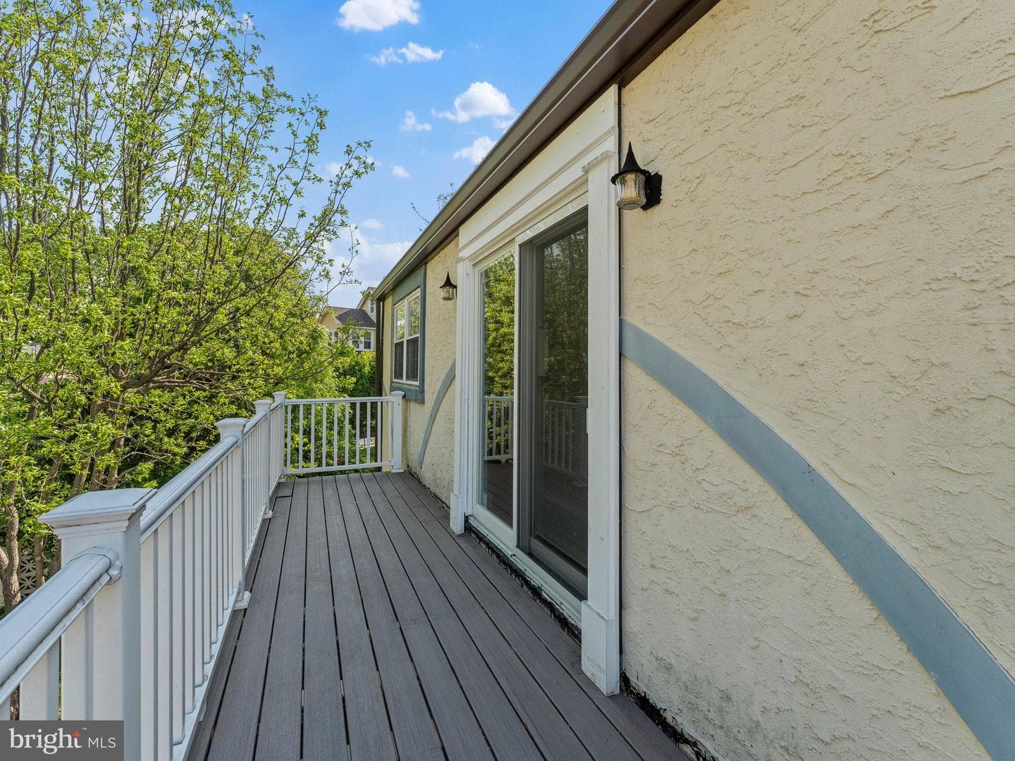 20 Davis Avenue photo 27