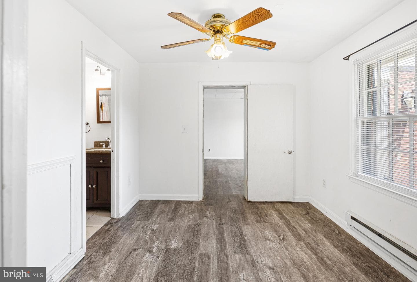 801 Addingham Avenue photo 29