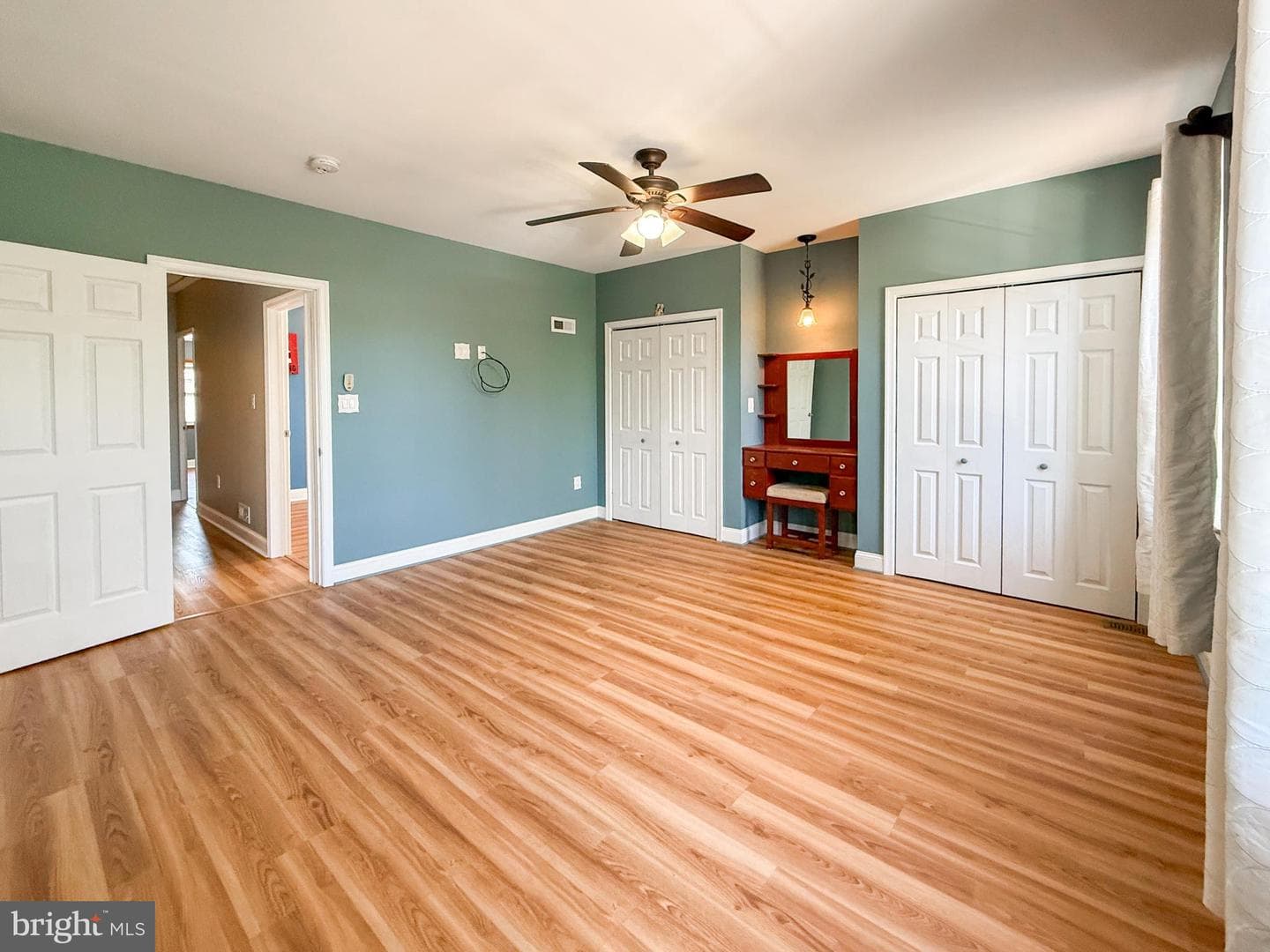204 Barker Avenue photo 30