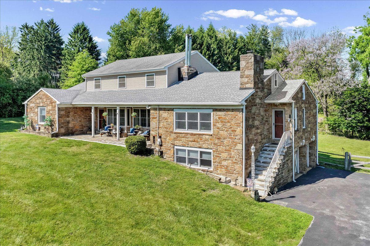 779 Concord Road photo 3
