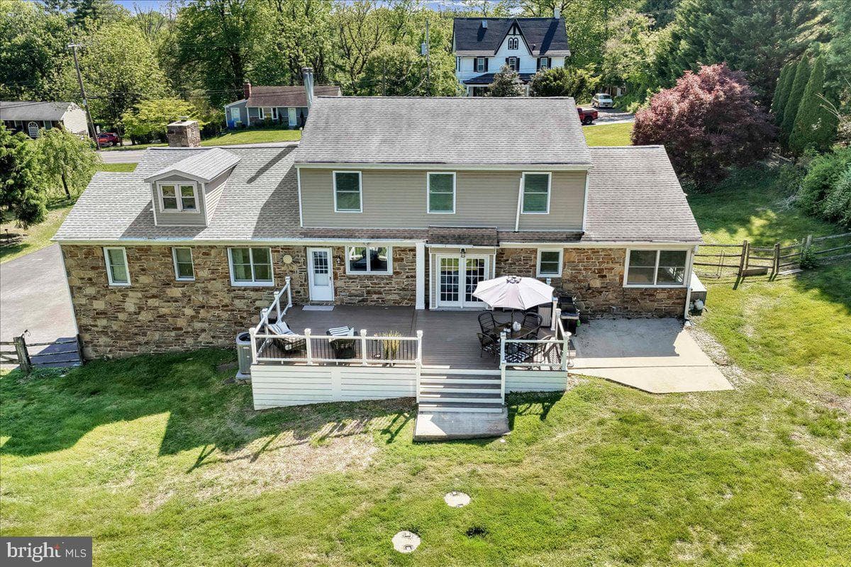 779 Concord Road photo 7