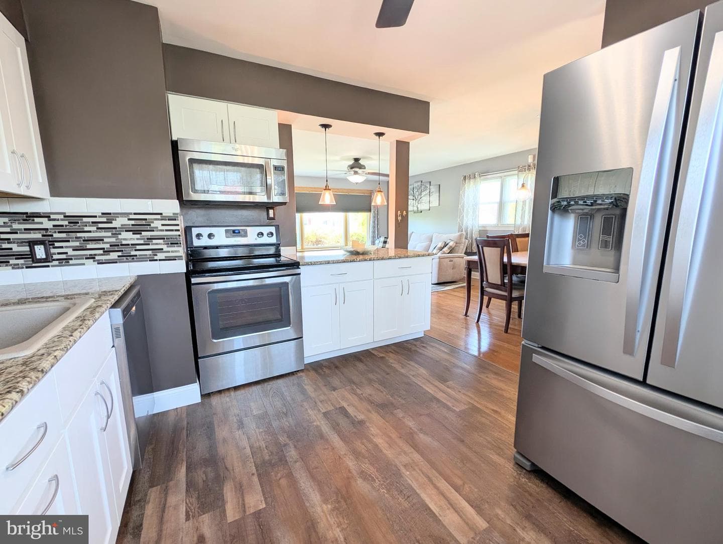3618 Victor Avenue photo 8