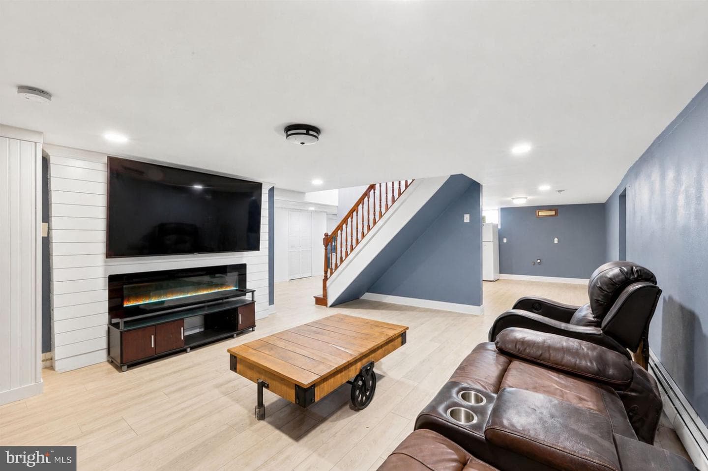 1010 Excelsior Drive photo 21
