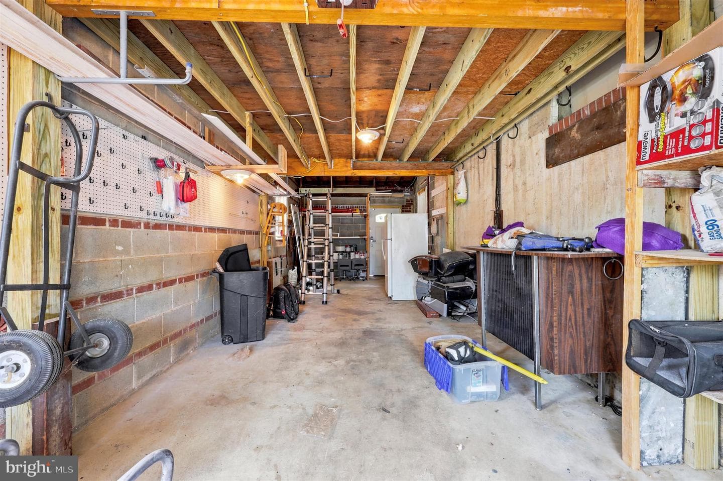 1010 Excelsior Drive photo 25