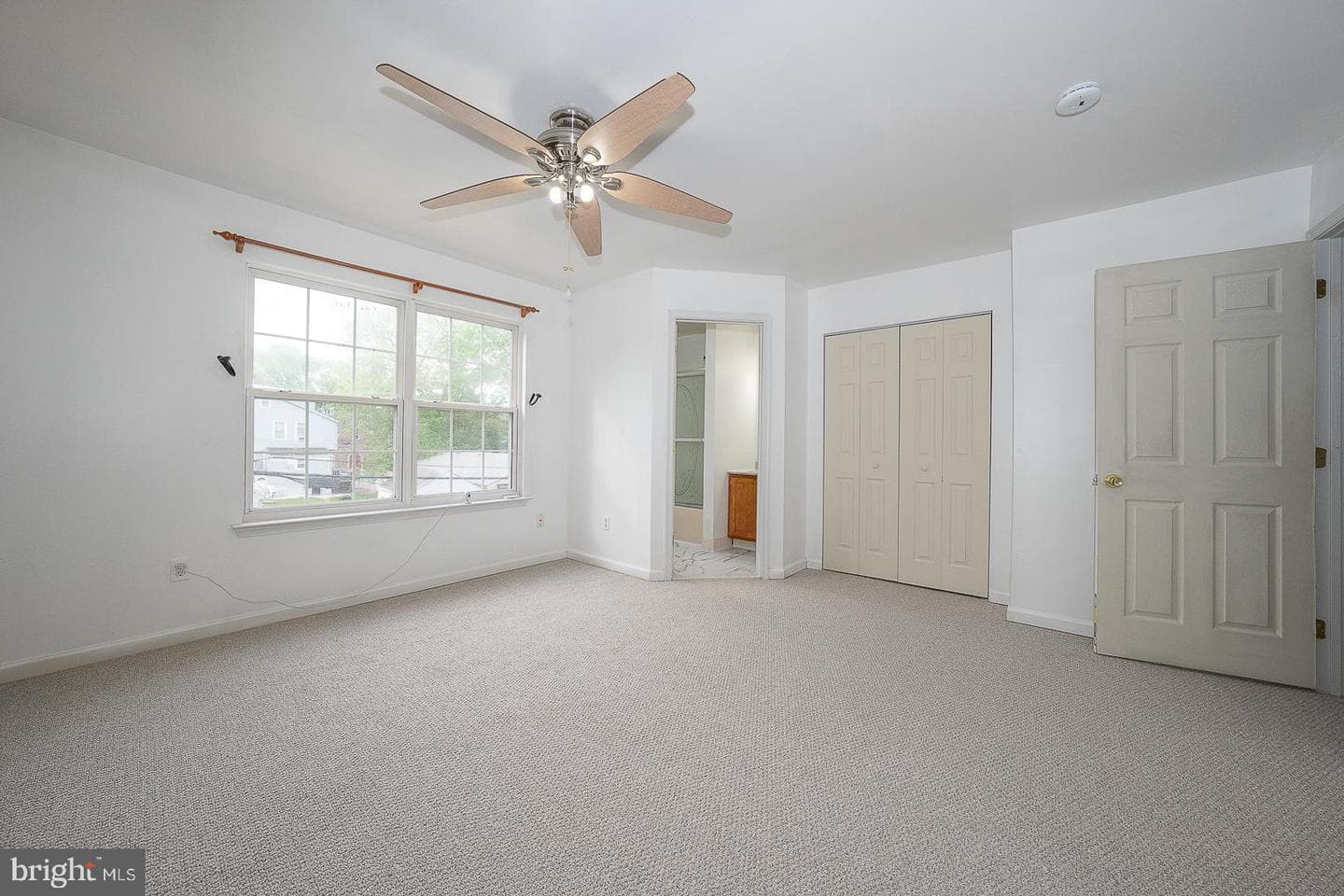723 Broad Street photo 19