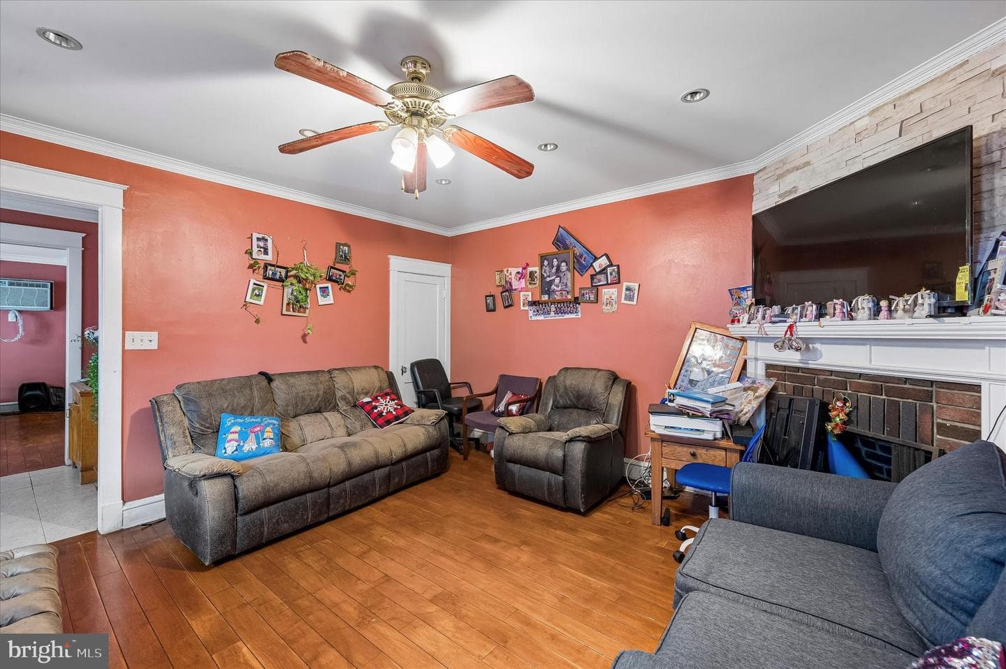 7209 Penarth Avenue photo 4