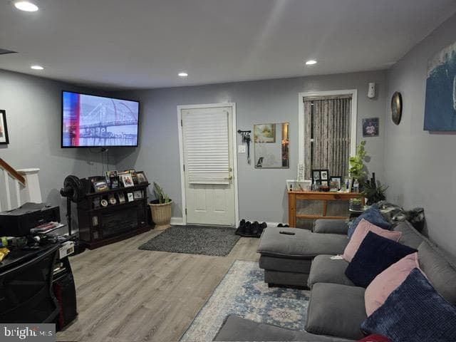 517 Cypress Street photo 3