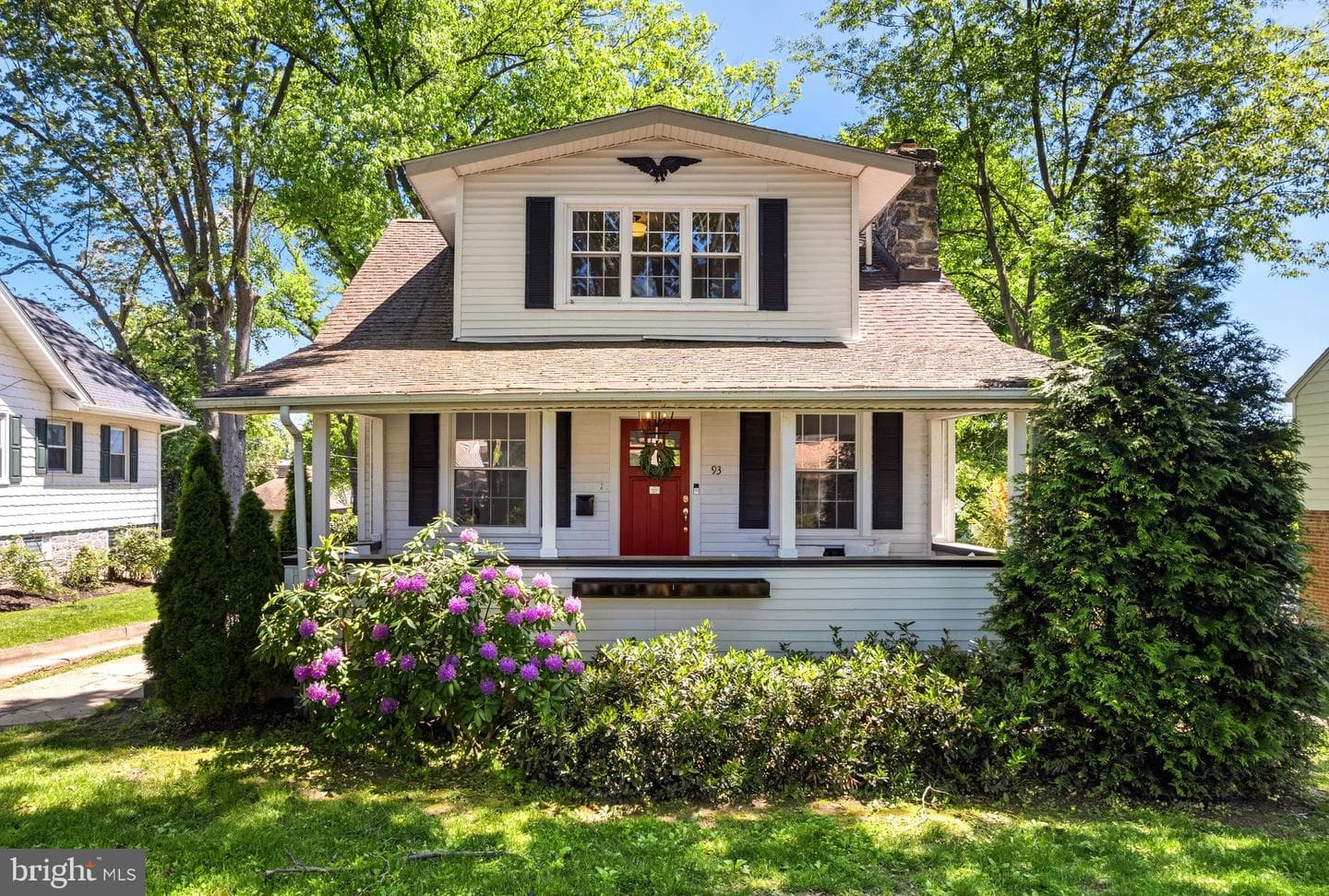 93 Saxer Avenue photo 46