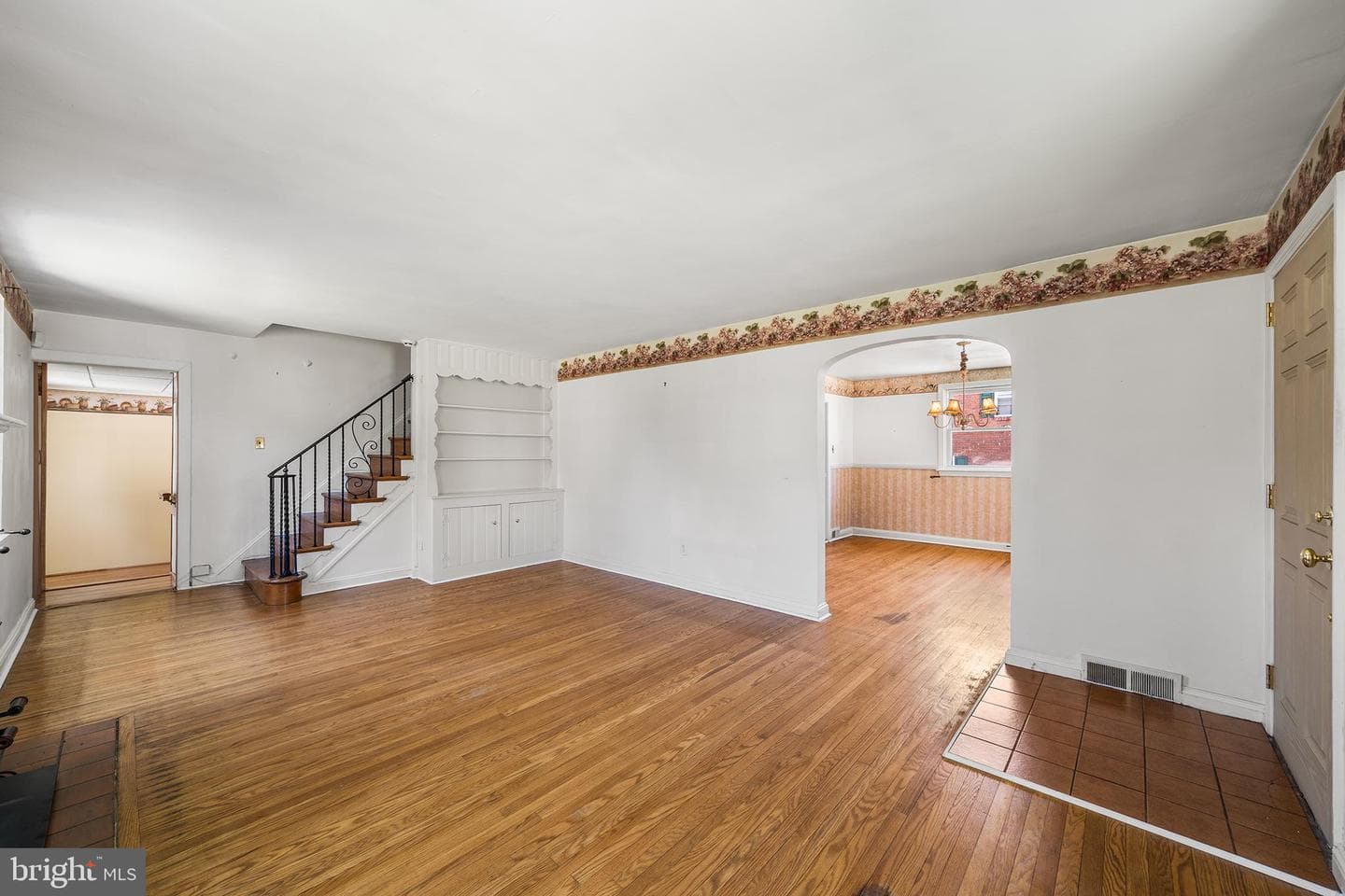 649 Andrew Road photo 4
