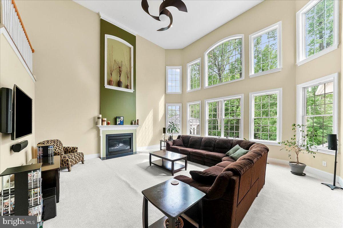 17 Evergreen Place photo 10