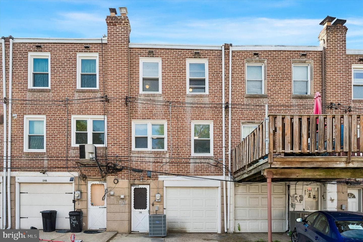 246 Pine St photo 14