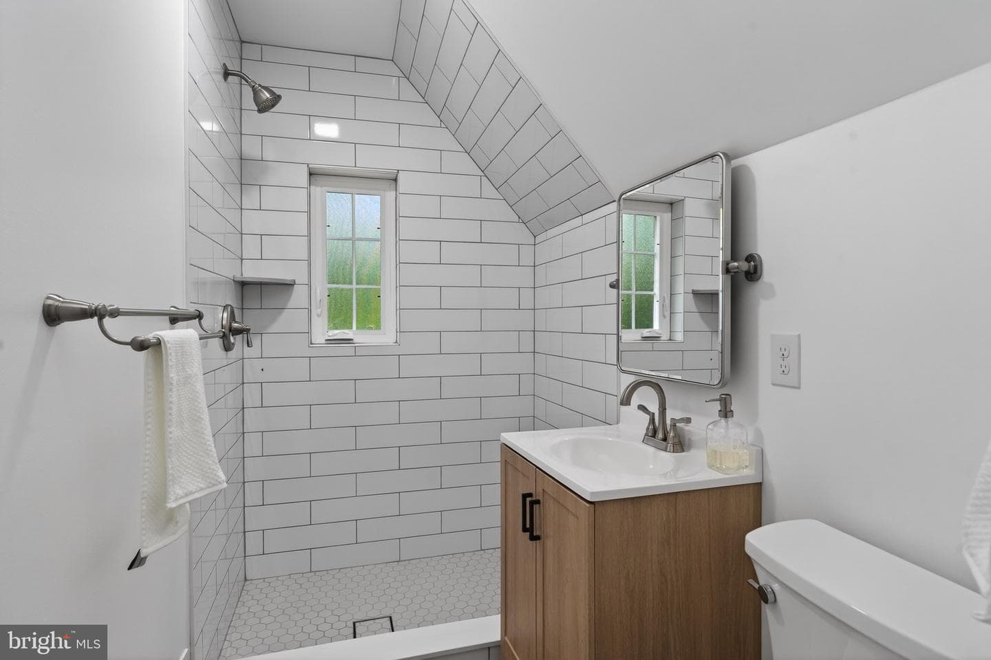 213 Fildes Lane photo 29