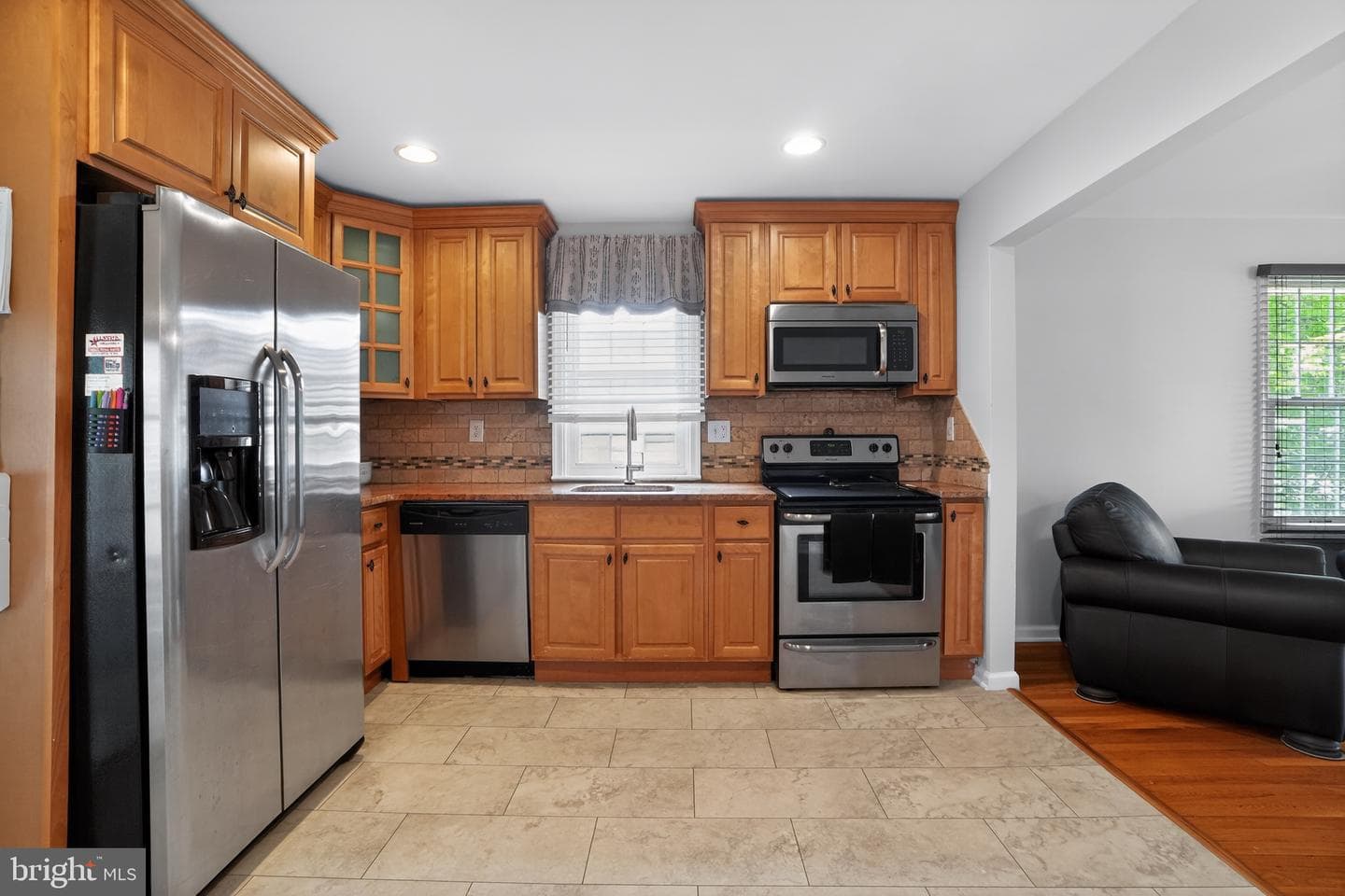 405 Blakeley Road photo 11