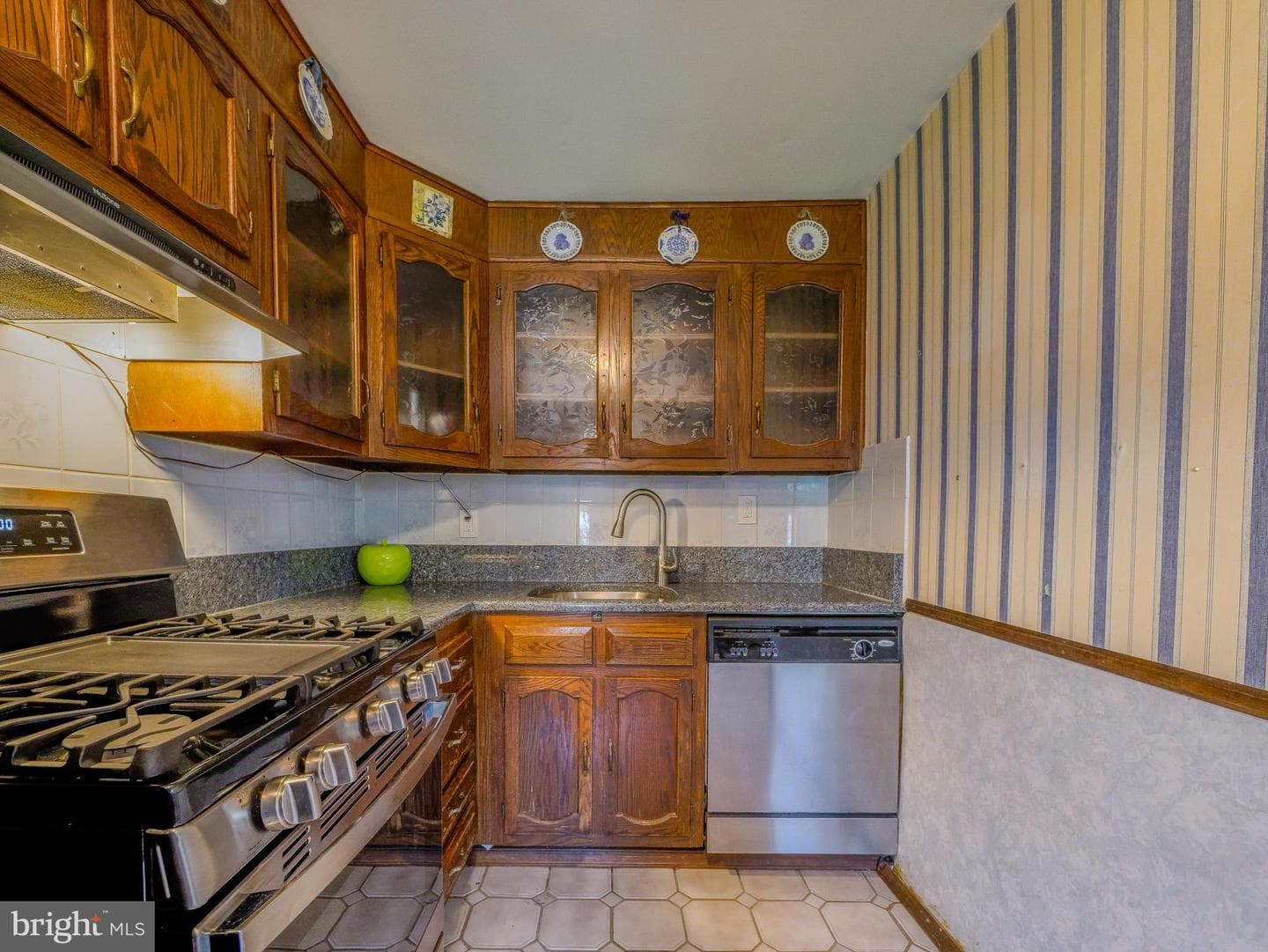 1075 Brookwood Lane photo 13