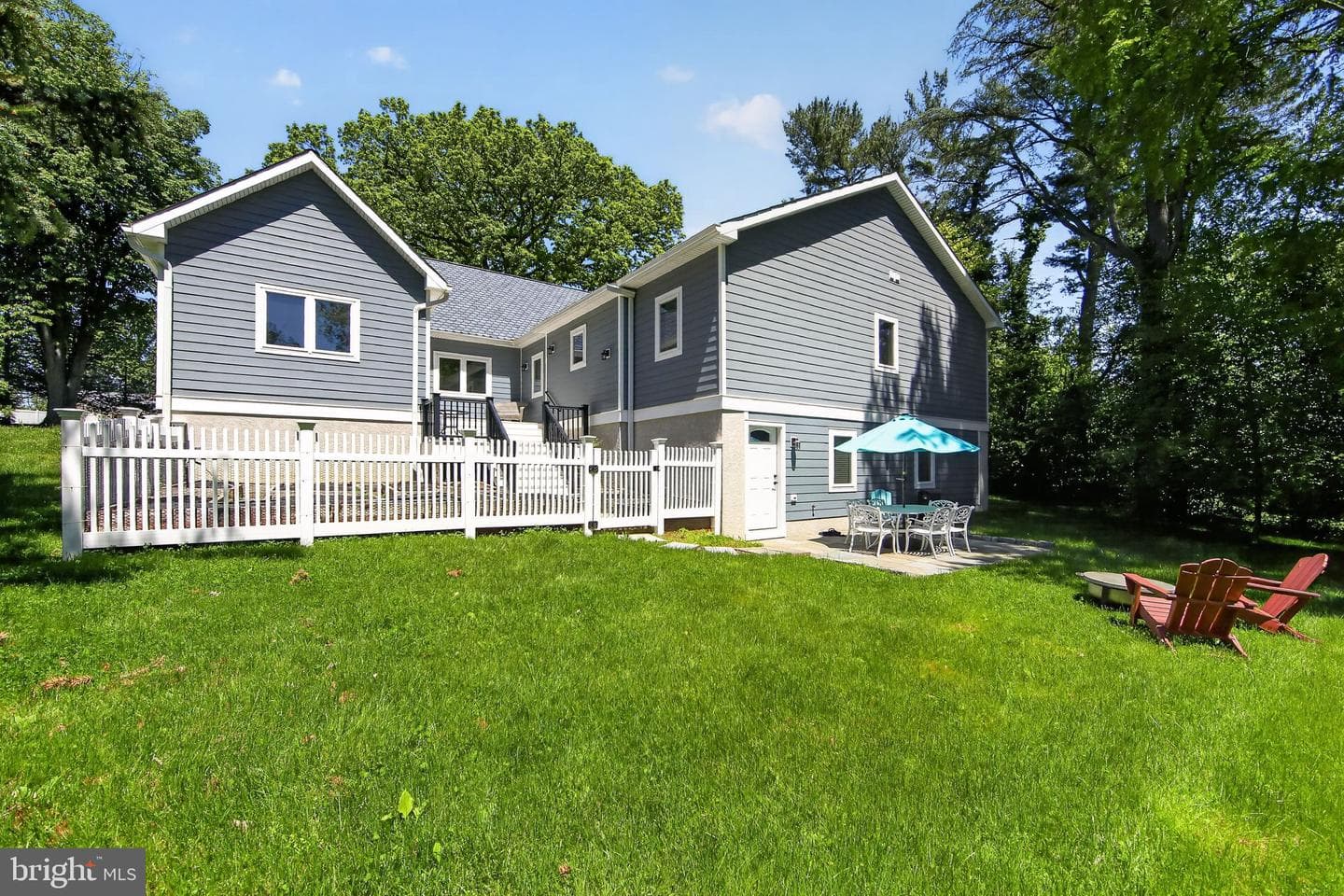 10 E Brookhaven Road photo 35