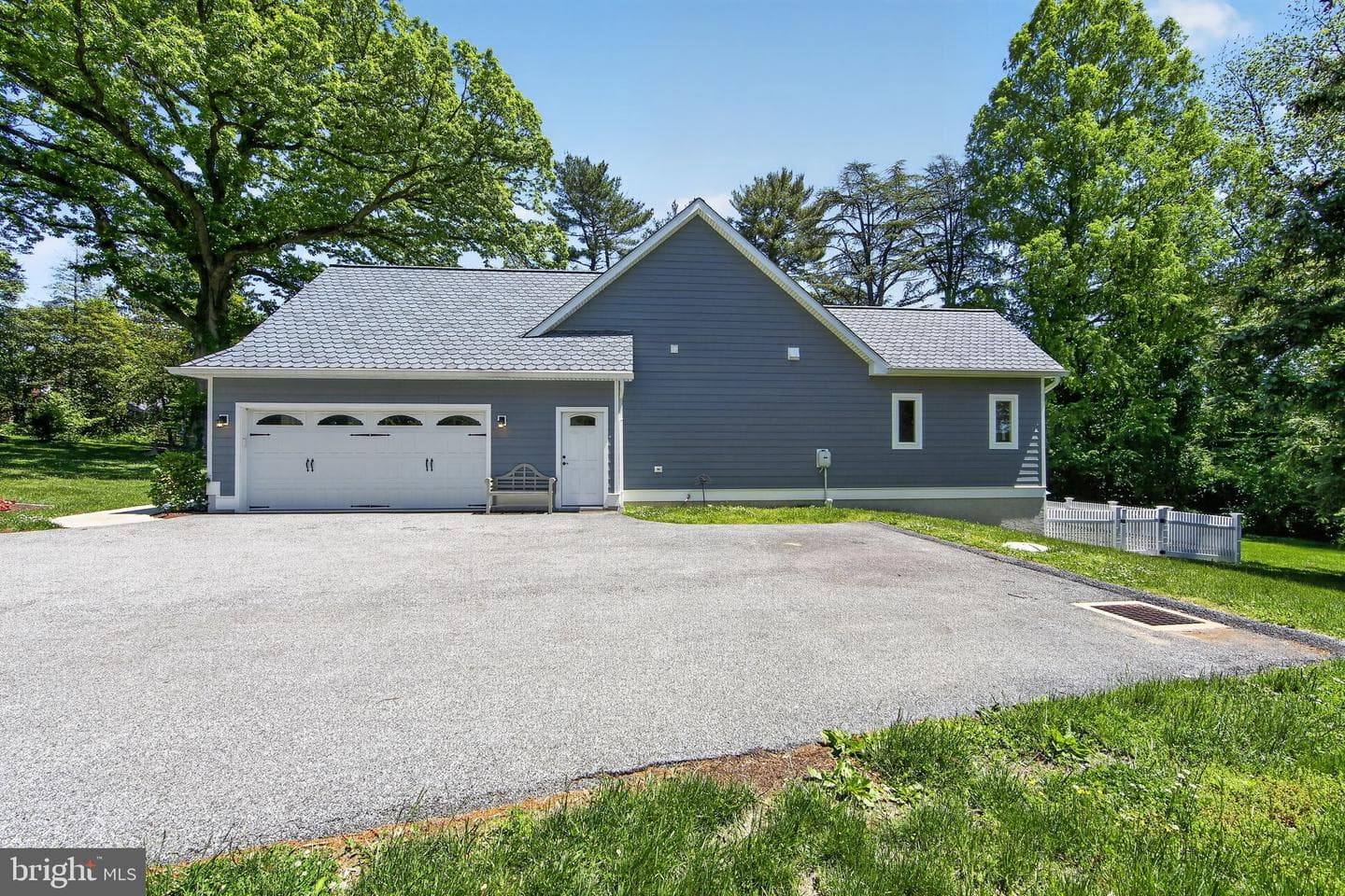 10 E Brookhaven Road photo 37