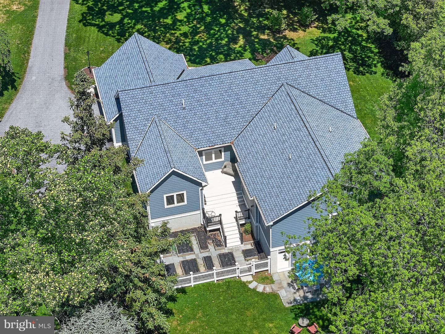 10 E Brookhaven Road photo 40