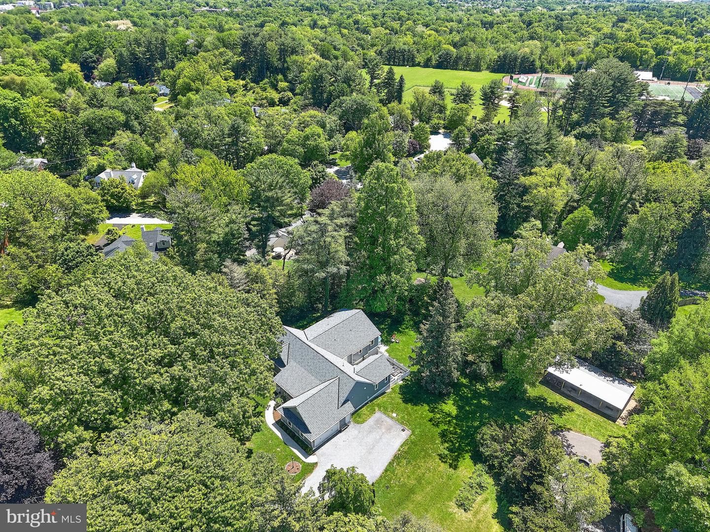 10 E Brookhaven Road photo 50