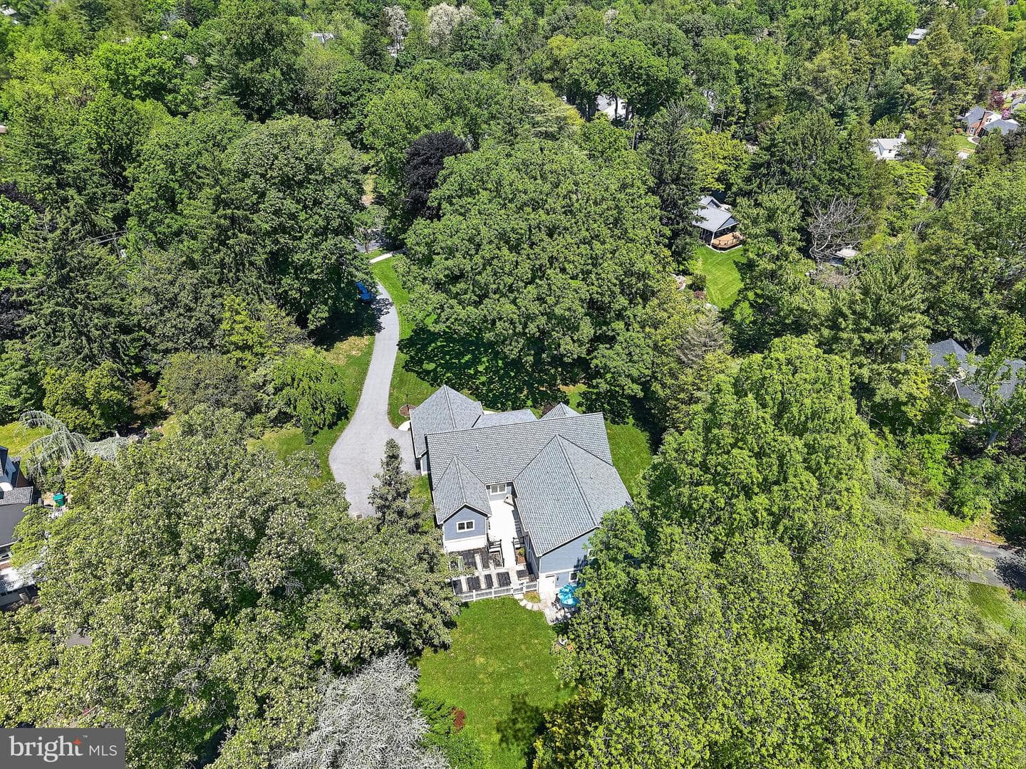 10 E Brookhaven Road photo 52