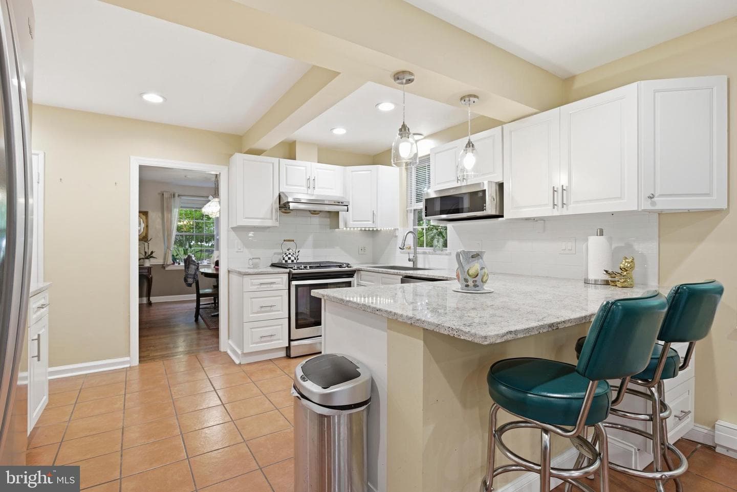 301 Riverview Road photo 8