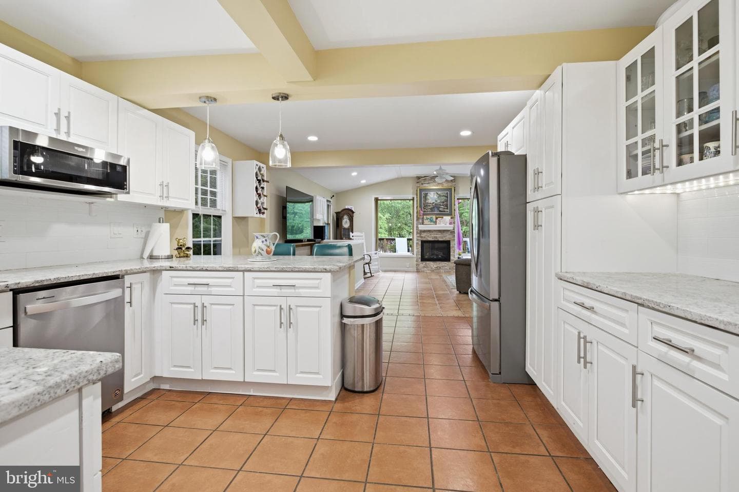 301 Riverview Road photo 9