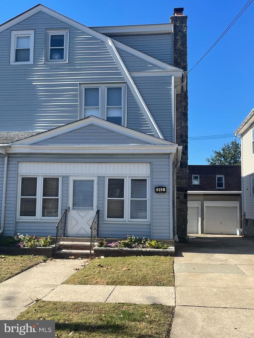 242 Burmont Road, Drexel Hill