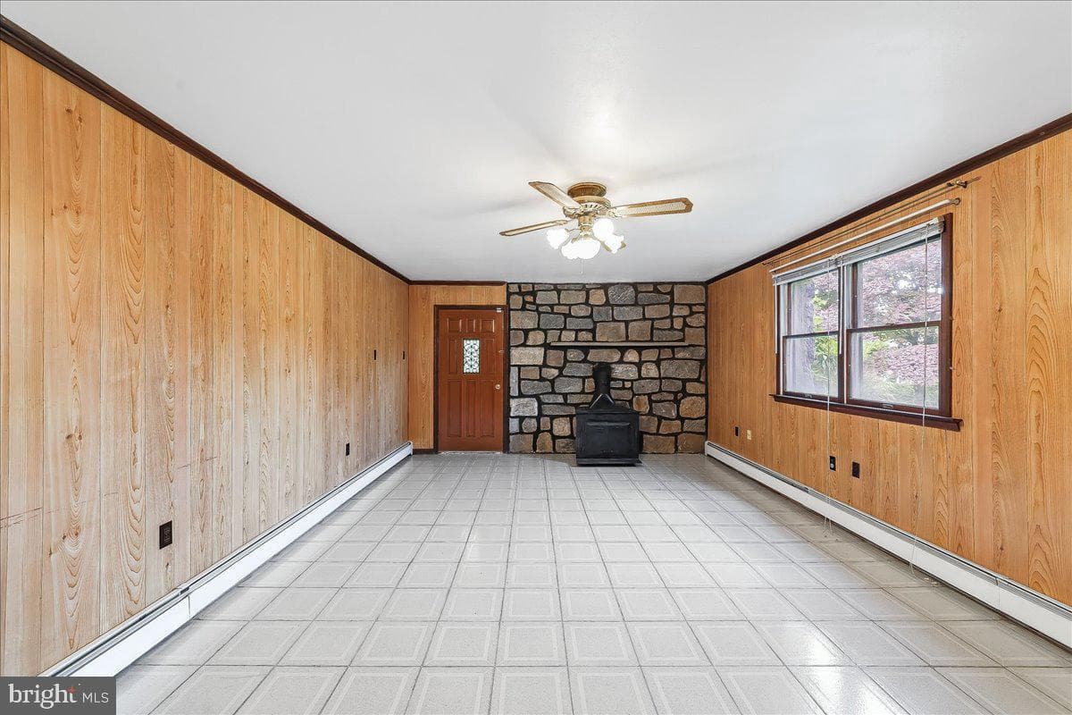 1359 Peach Street photo 23