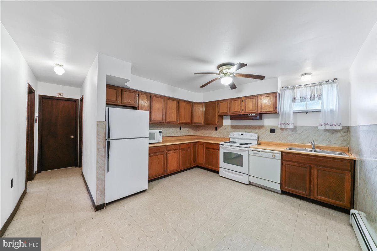 1359 Peach Street photo 27