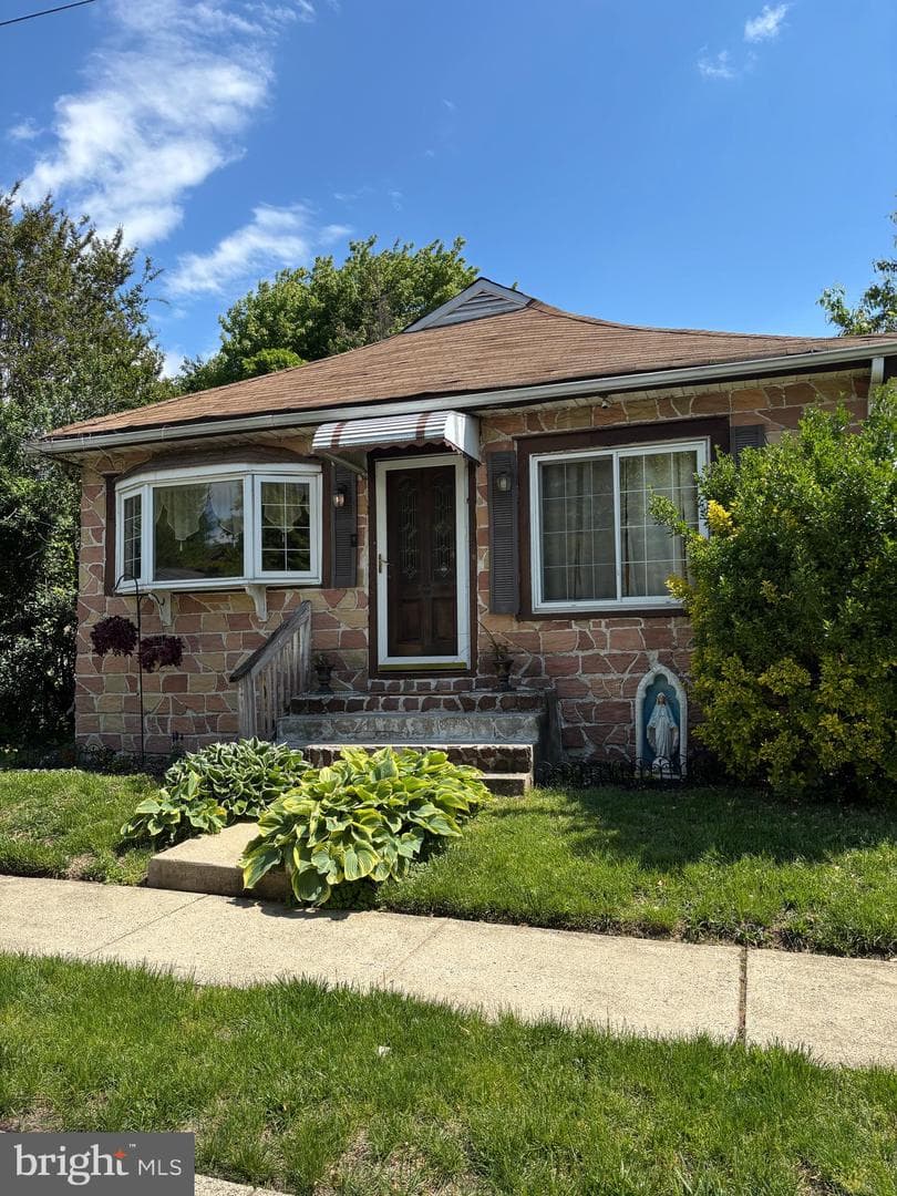 2377 Booker Ave photo 1