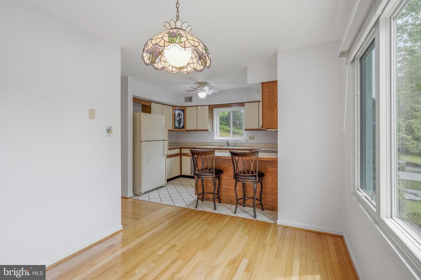 306 S Point Drive #306 photo 12