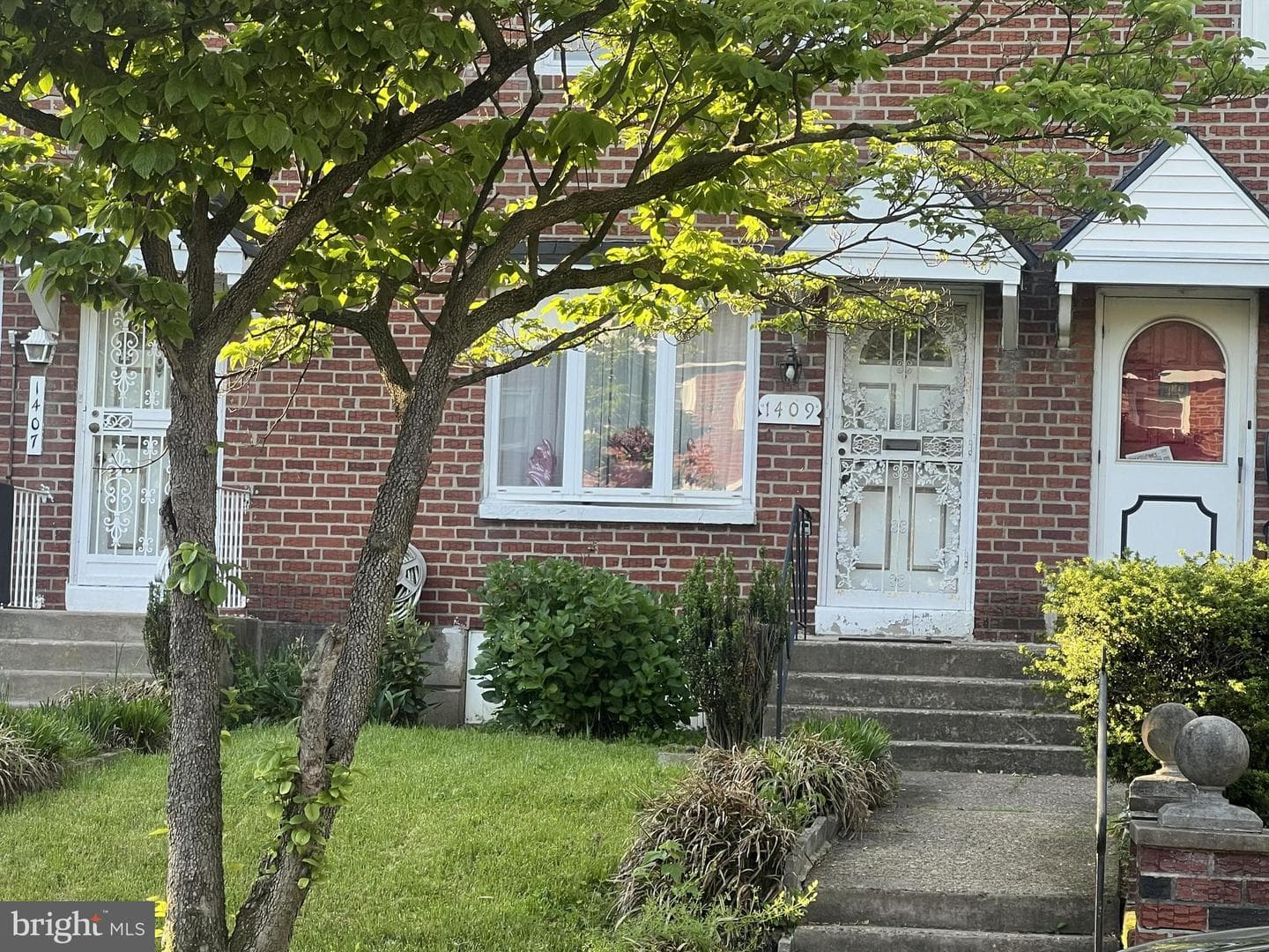 1409 W 6th St photo 1