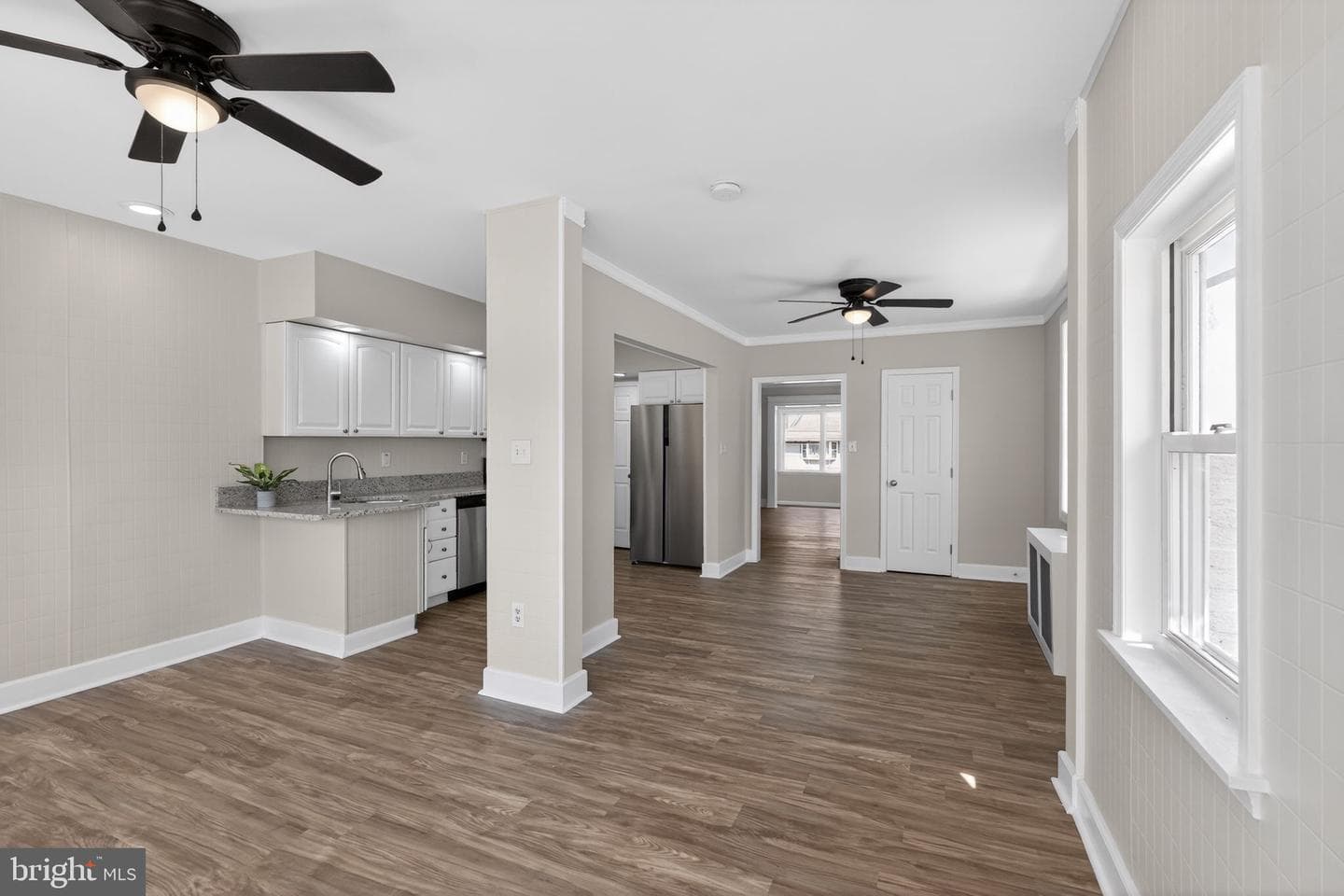 1500 Evans Avenue photo 19