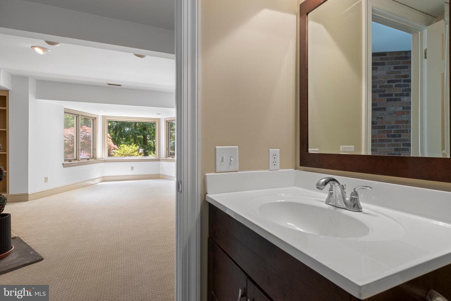 3 Hickory Lane photo 68