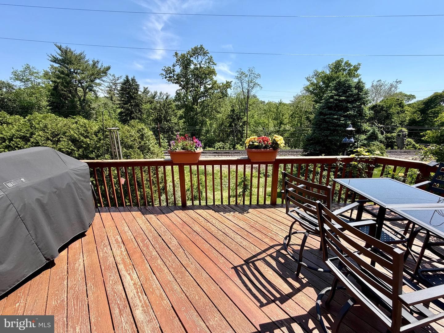 754 Lawson Avenue photo 9