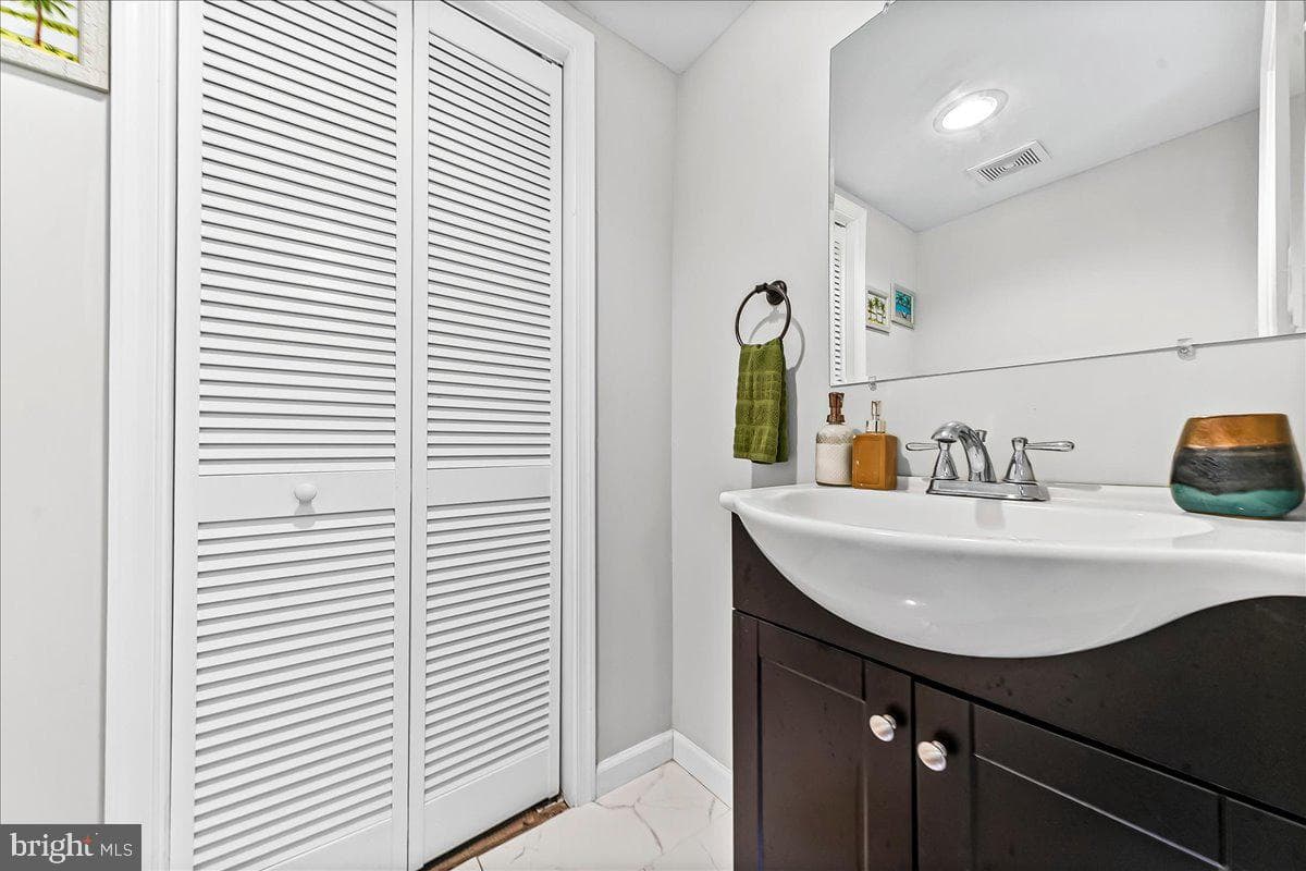 1109 Brookwood Lane photo 21