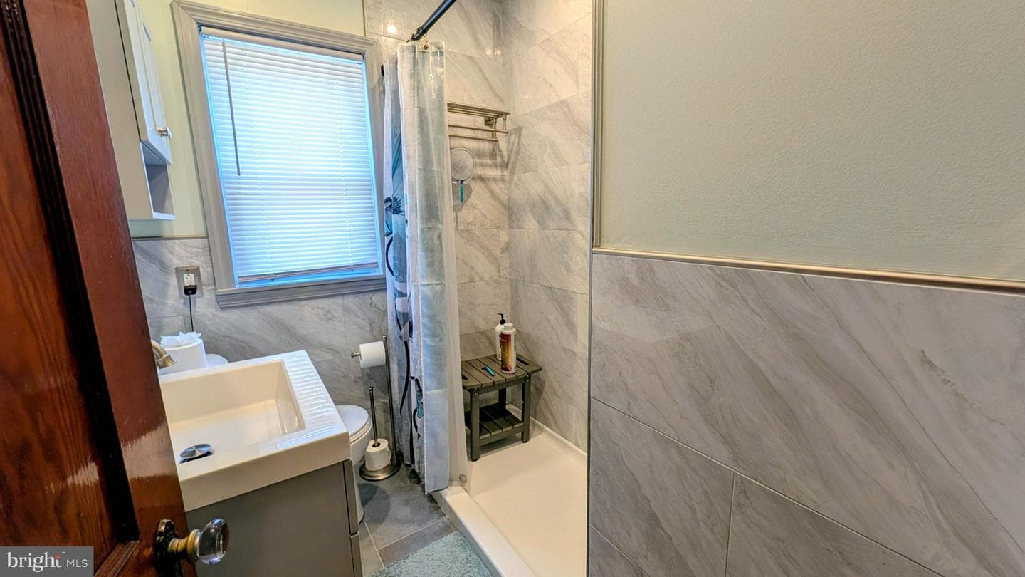 314 Belmont Avenue photo 18