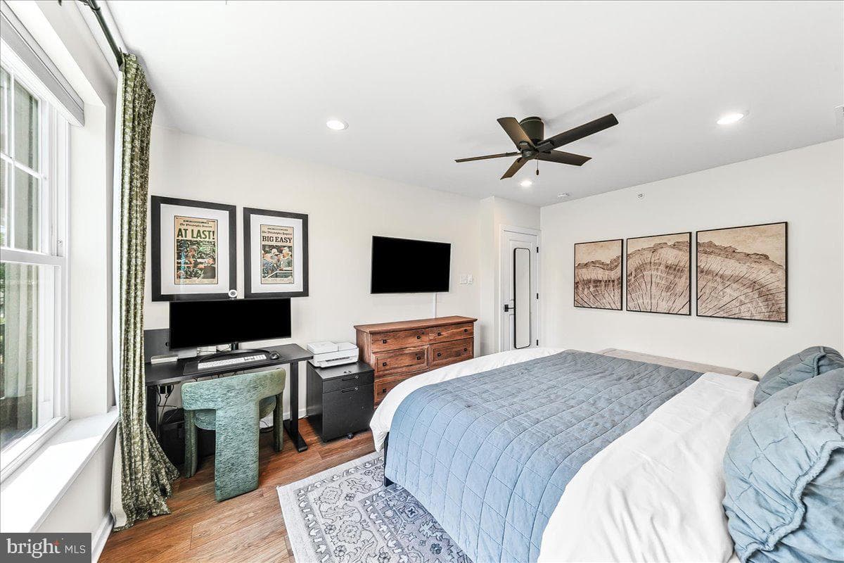 505 S Media Way photo 16
