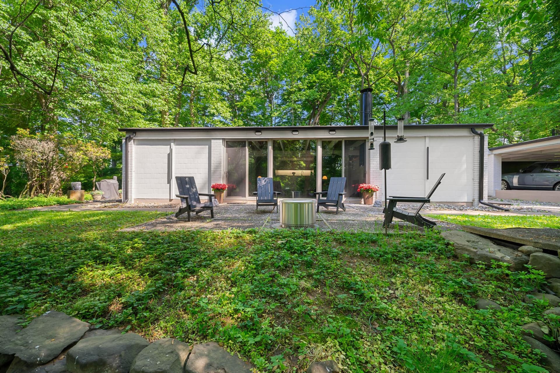 3705 Darby Road photo 1