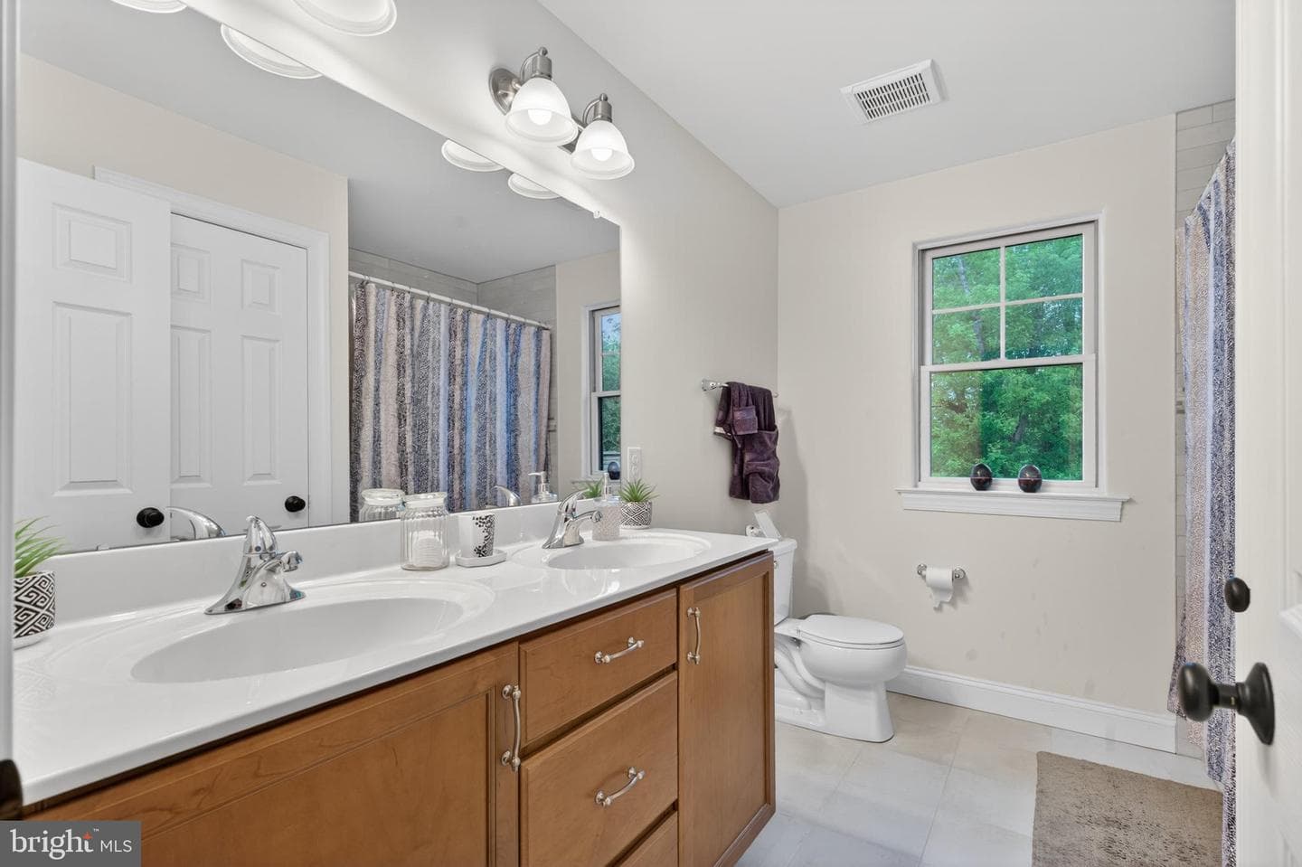 7 Overfield Lane photo 17