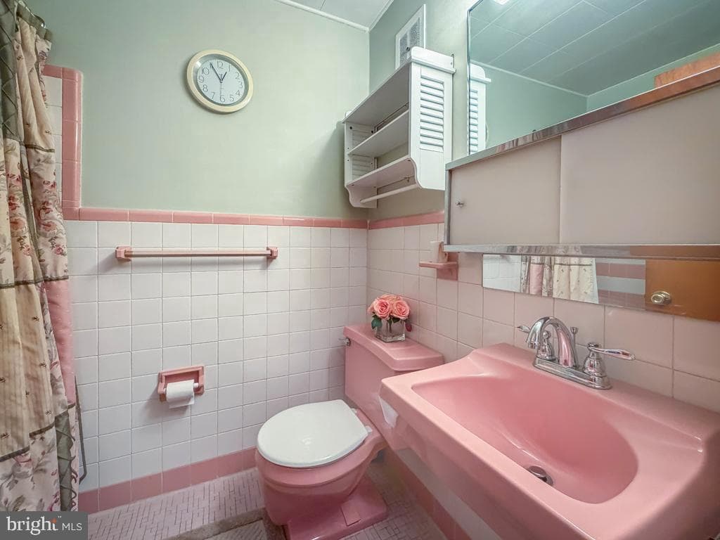 347 Beverly Boulevard photo 15