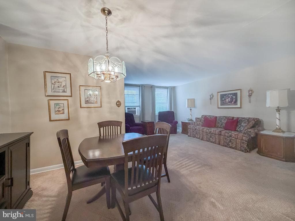 347 Beverly Boulevard photo 7