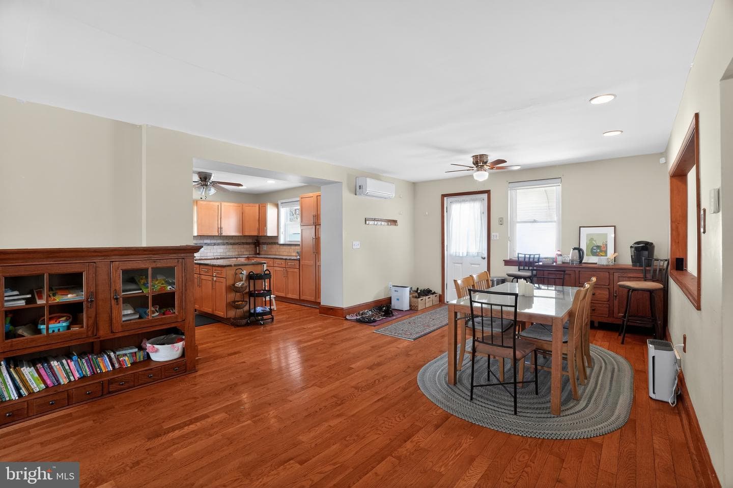 718 Pearl Avenue photo 13