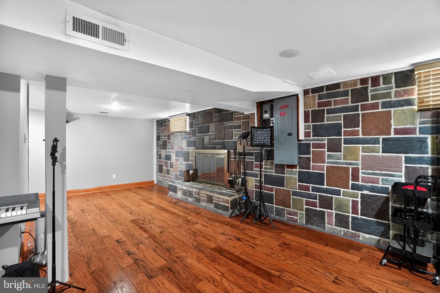 718 Pearl Avenue photo 34