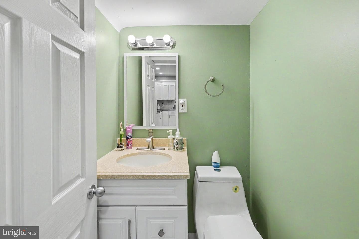 410 S 7th Street photo 17